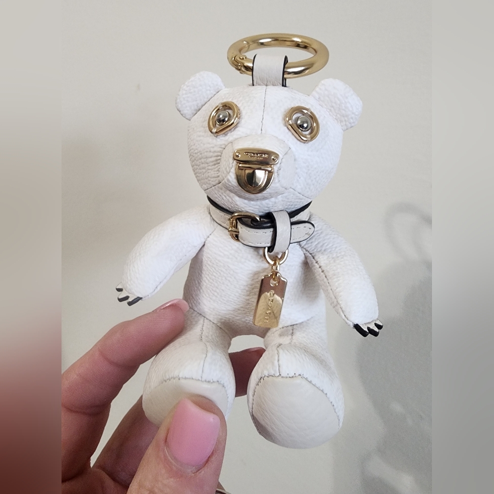 Coach Signature C White Cream Leather Mixed Metals Bear Purse Charm Keychain NEW - Picture 8 of 17